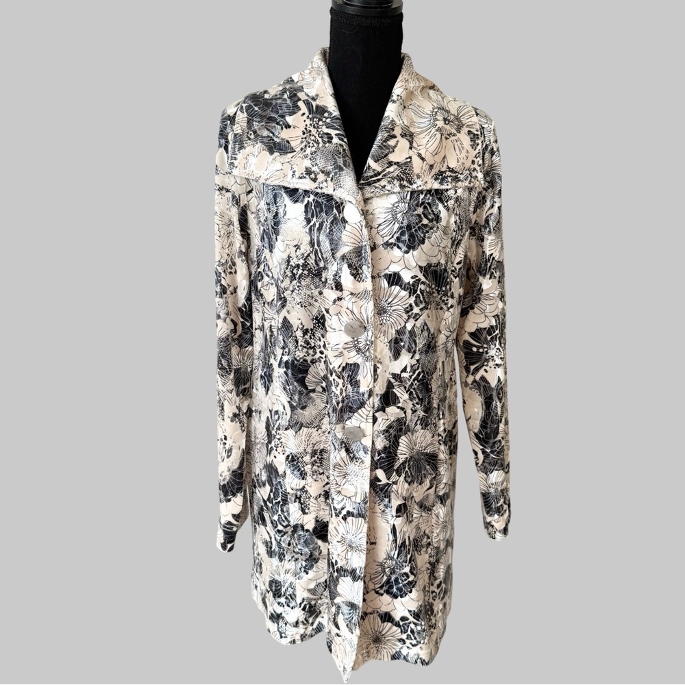 Vintage Designs by S.A.D Shimmer Velvet Floral Print Button Down Jacket